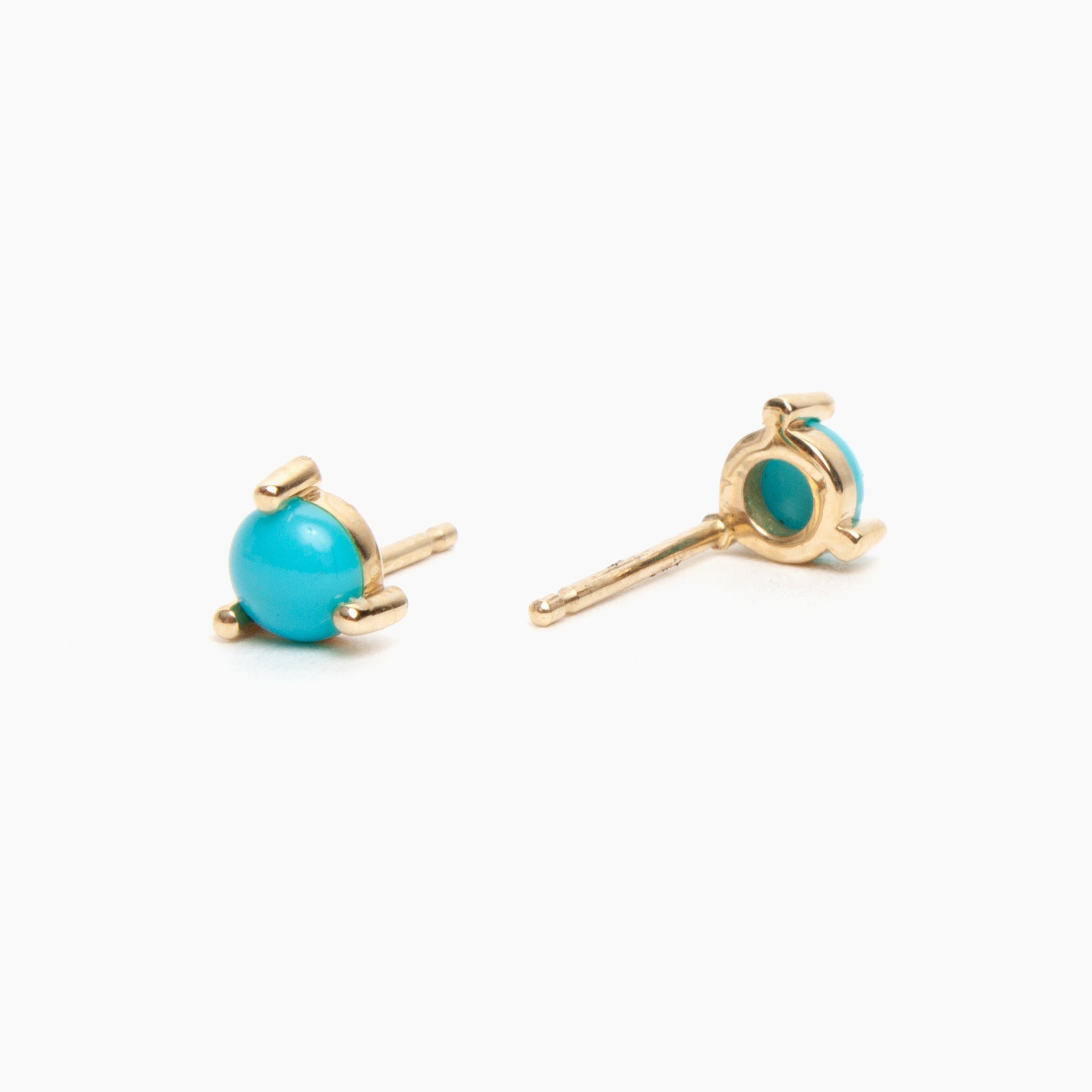 3-Prong Gemstone Stud Earrings