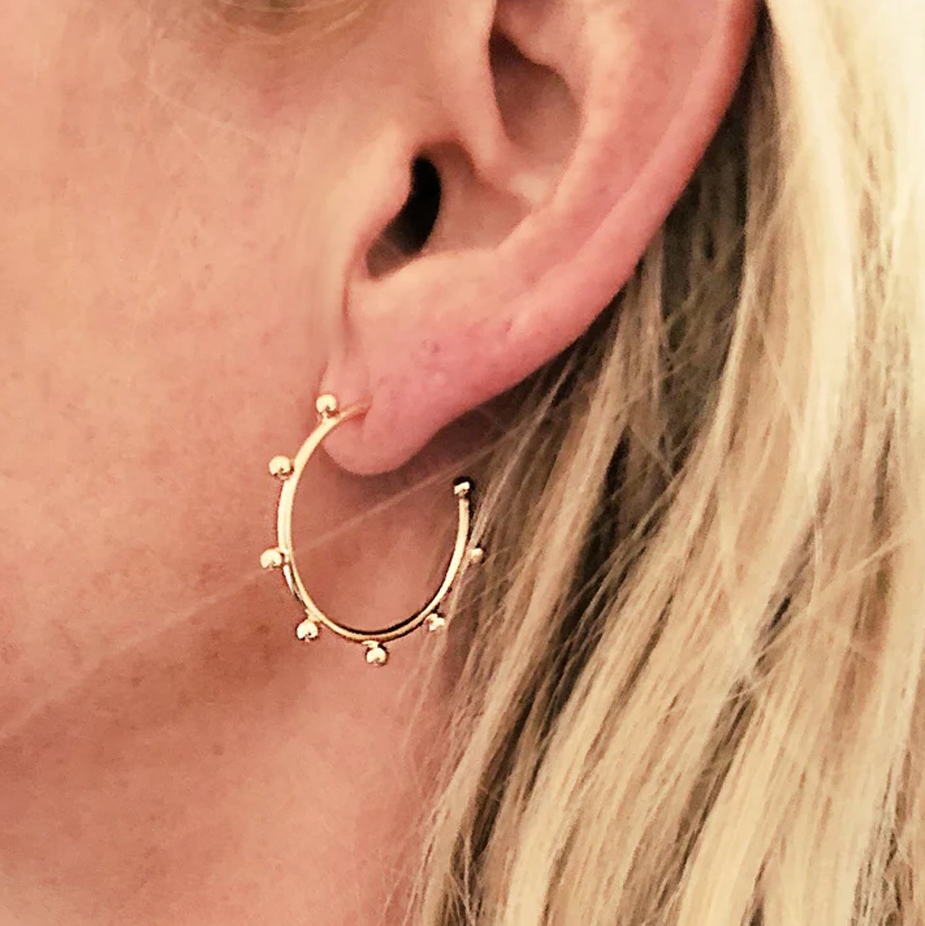 Anisa Hoop Earrings