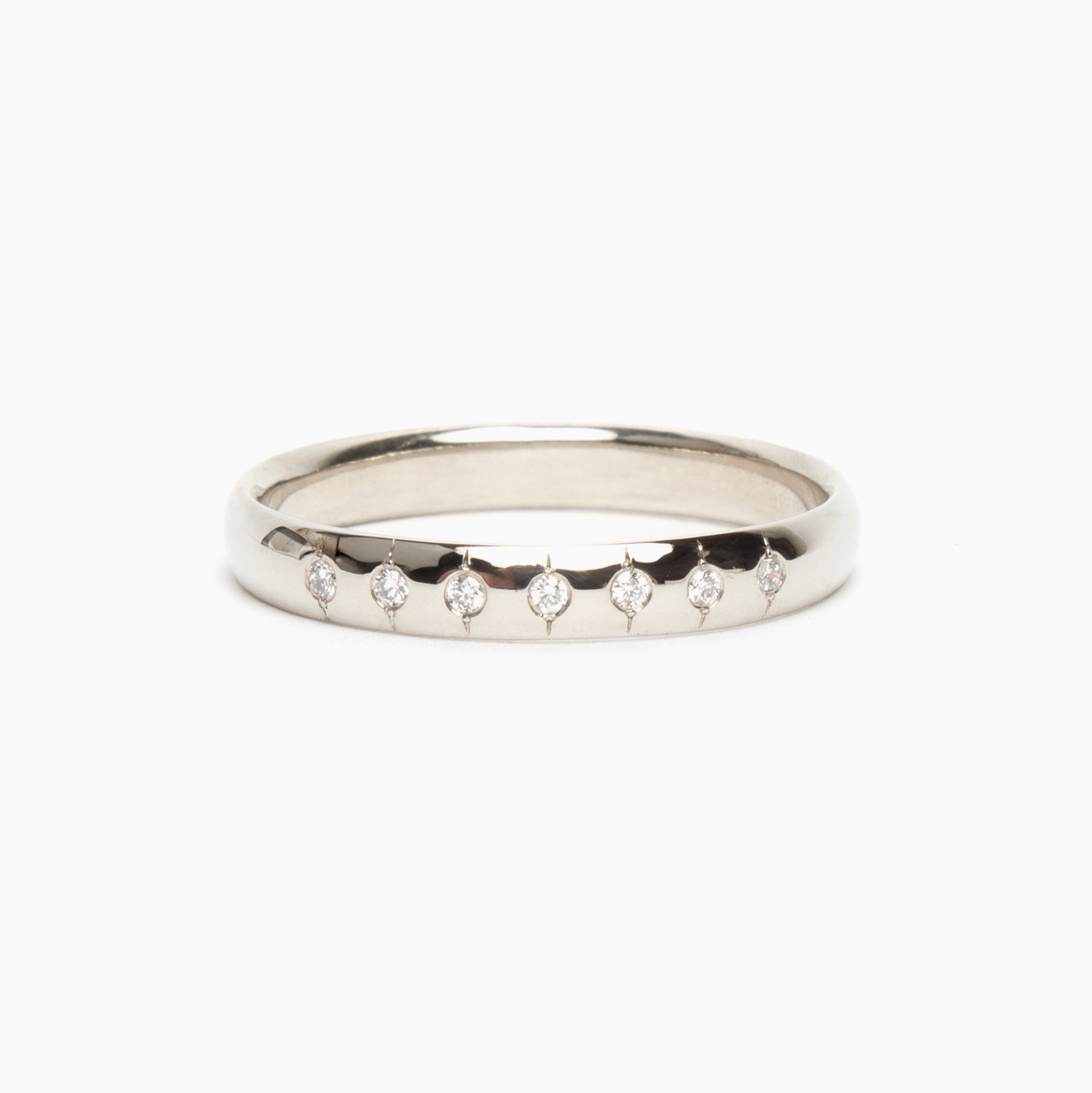 Aurum 14k Gold Vintage Style Band ring