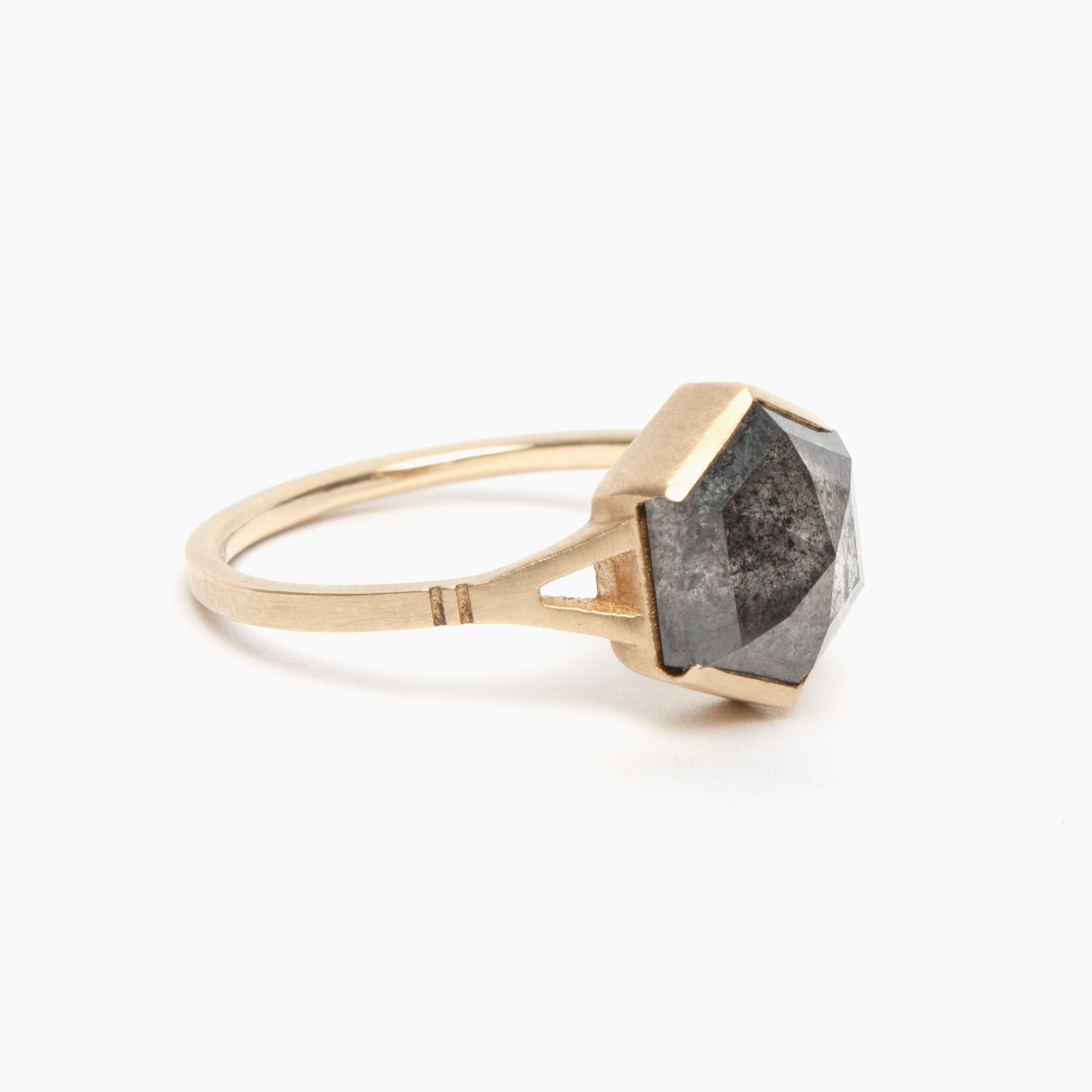 Dea ring - Hexagon Salt & Pepper Diamond ring