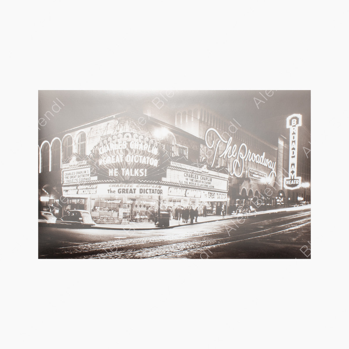 Historical Photo: Charlie Chaplin at Broadway Theater in Portland 1940