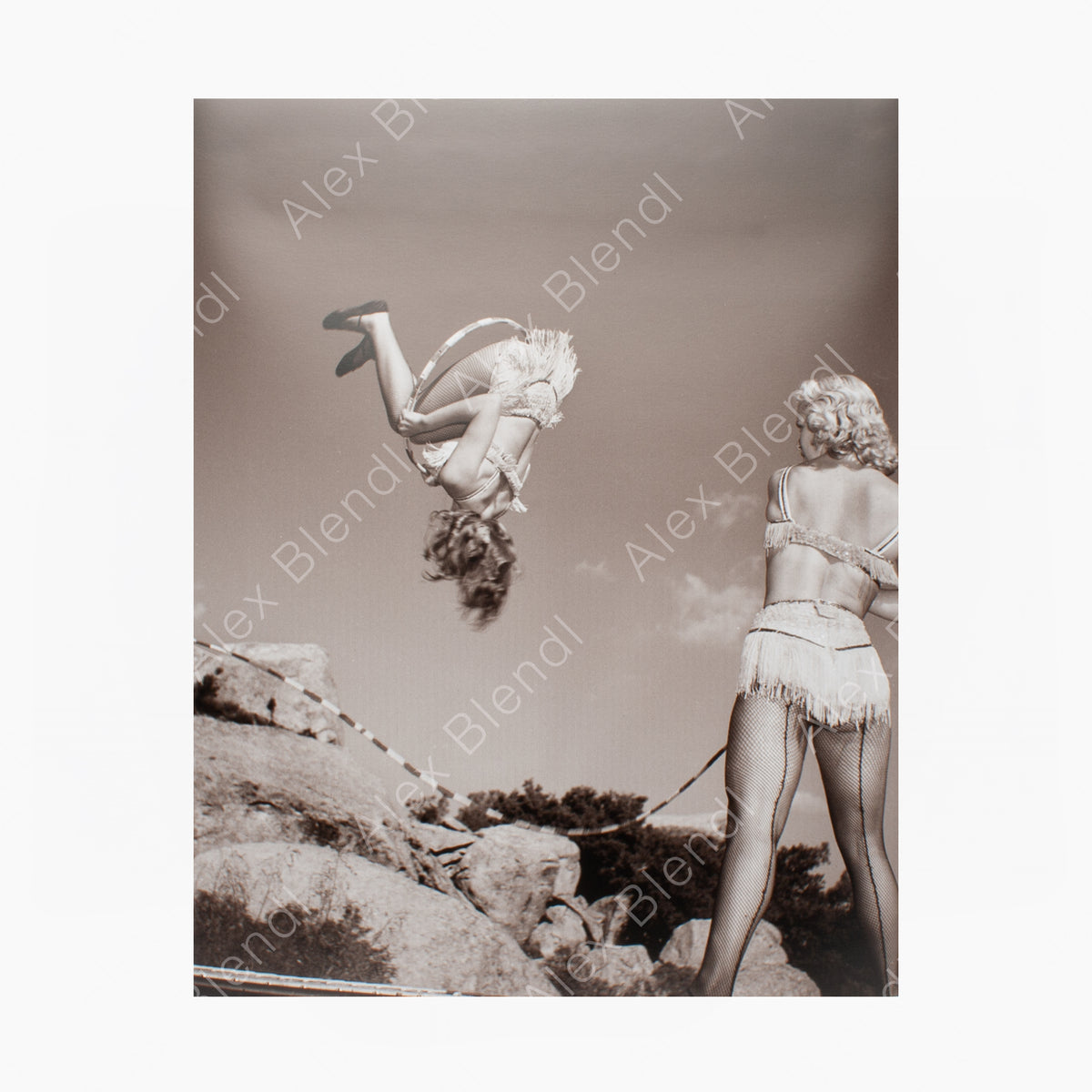 Historical Photo: Paula and Paulette Jumping Rope 1956