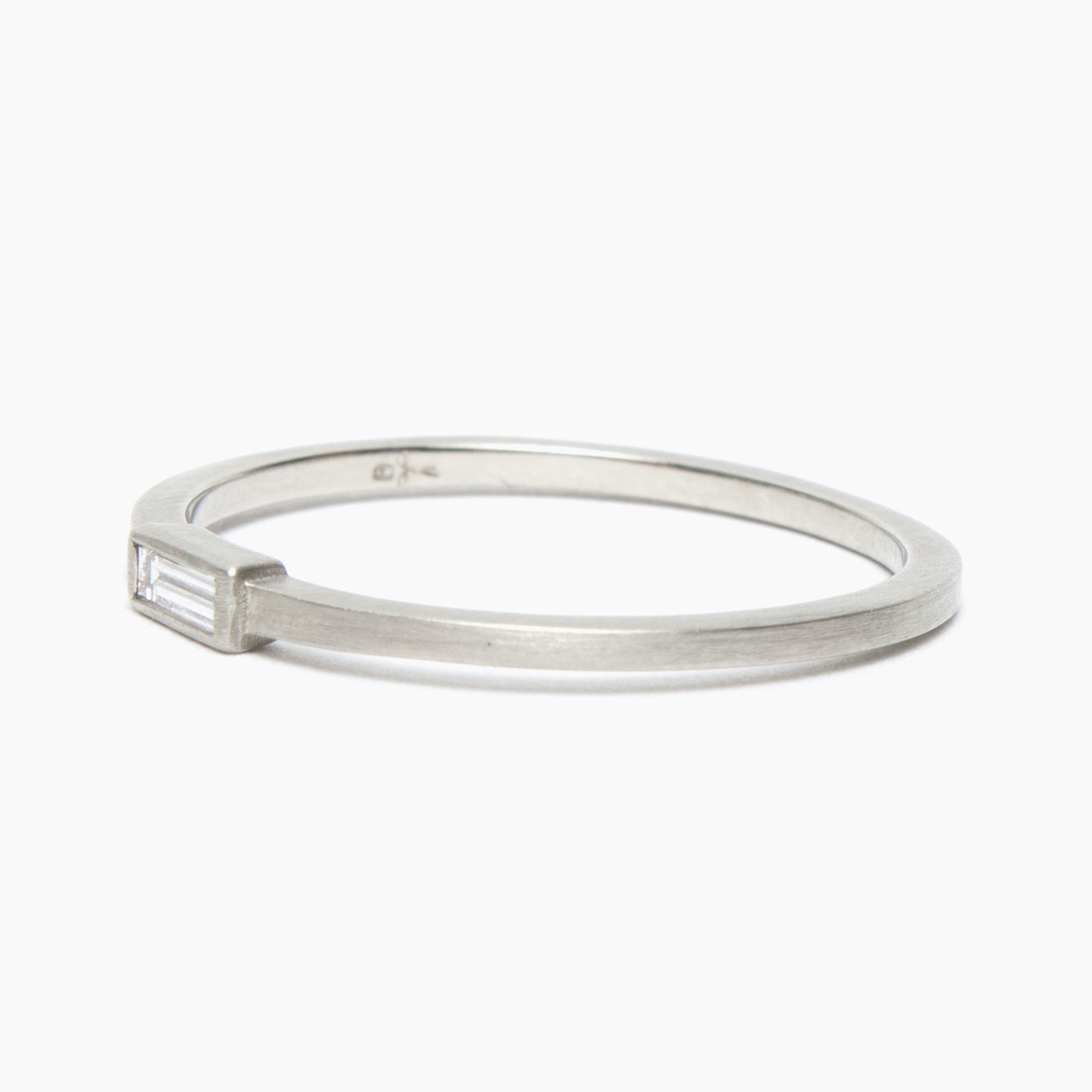 Nitor ring
