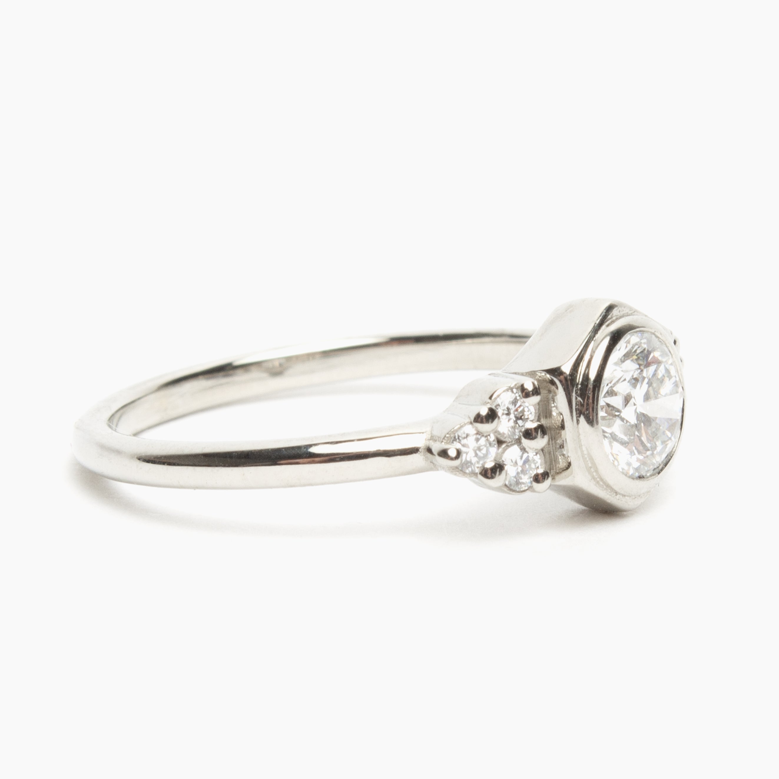 Sol ring - White Diamond