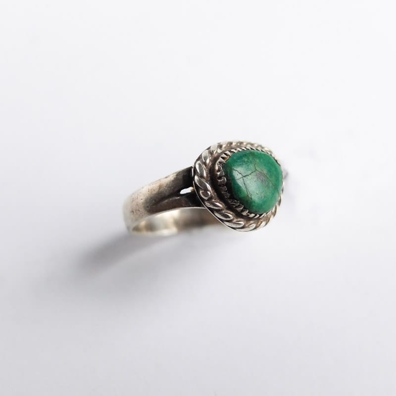 Simple Turquoise Ring with Rope Setting Size 9