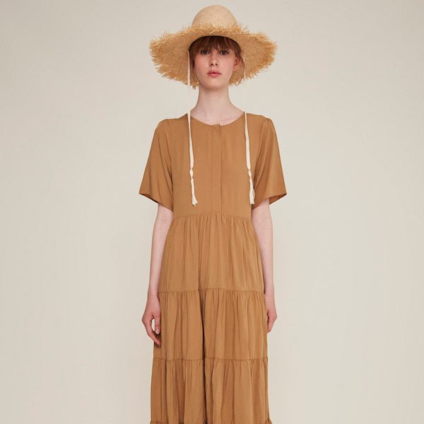Pia Dress in Latte