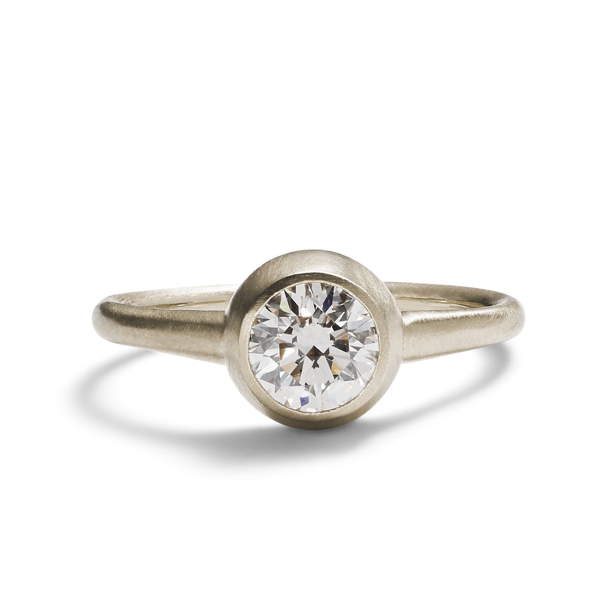 Modern statement Salire ring from Betsy & Iya. Features a round brilliant-cut lab-grown diamond (0.7 ct) and 14K white gold. Designed and handcrafted in our Portland, Oregon studio.