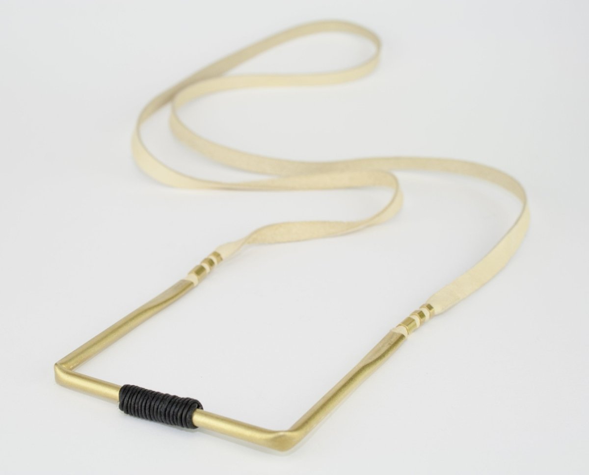 Leather necklace with knotted detailing