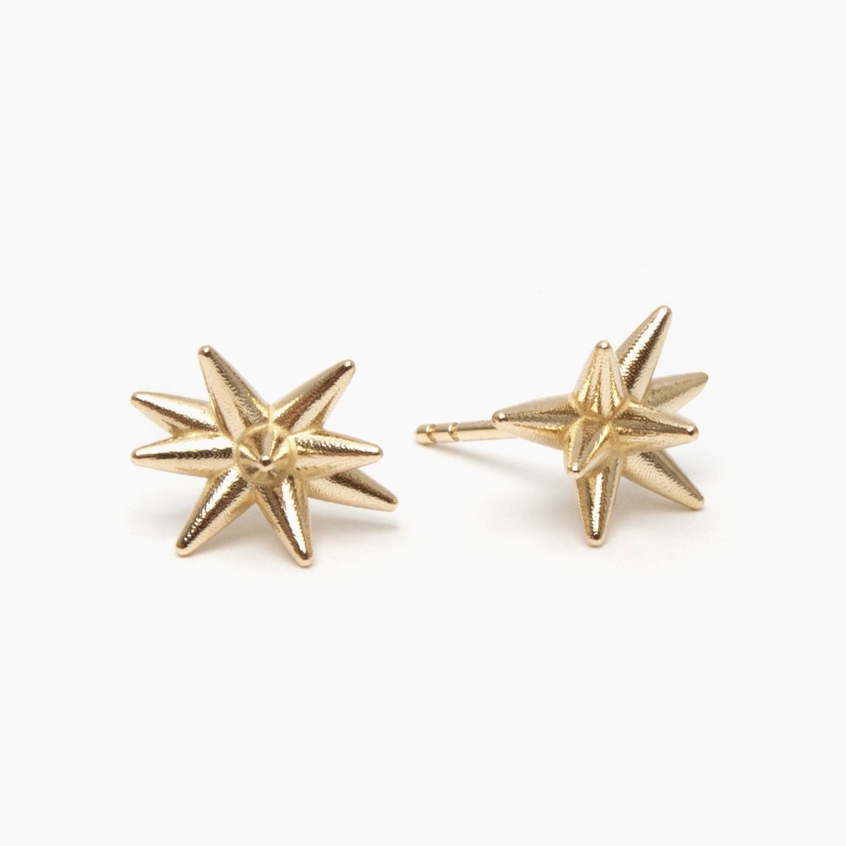 Floreo stud earrings
