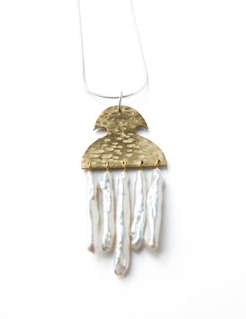 Kallisti Pearl Necklace