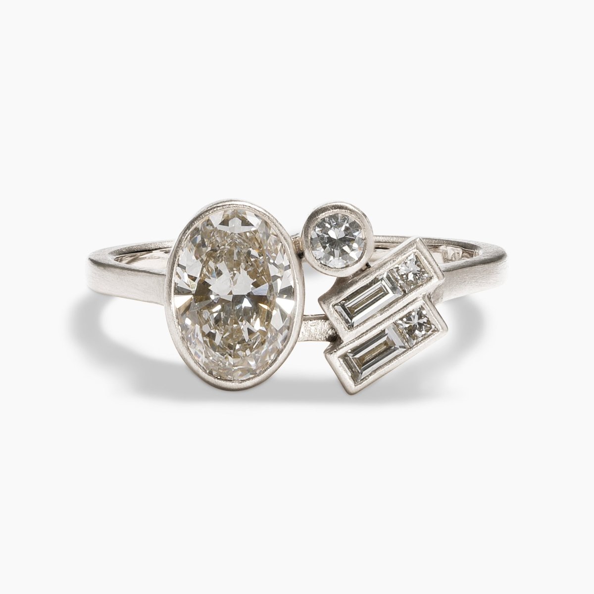 Laetus ring - White Diamond