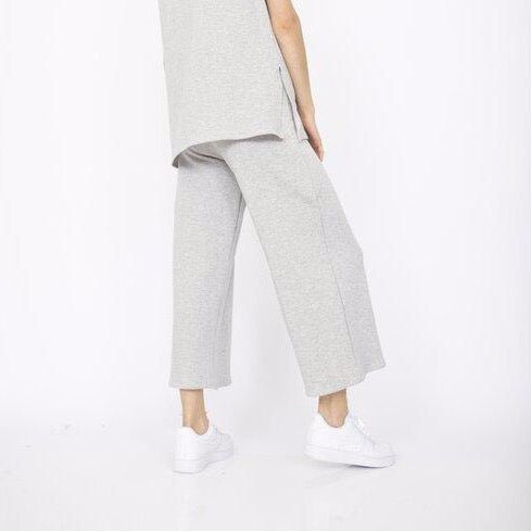 Wide leg pant with elastic waistband in Heather Grey. Fabric and pant made in Los Angeles, CA by Corinne Collective.