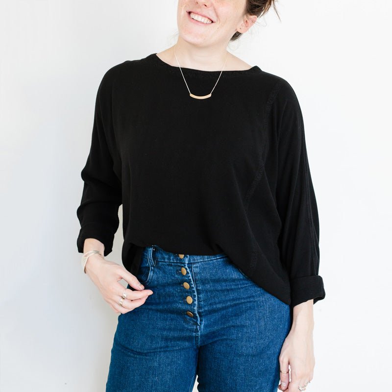 Long sleeve Taznakte top by Tienda Ho in Black