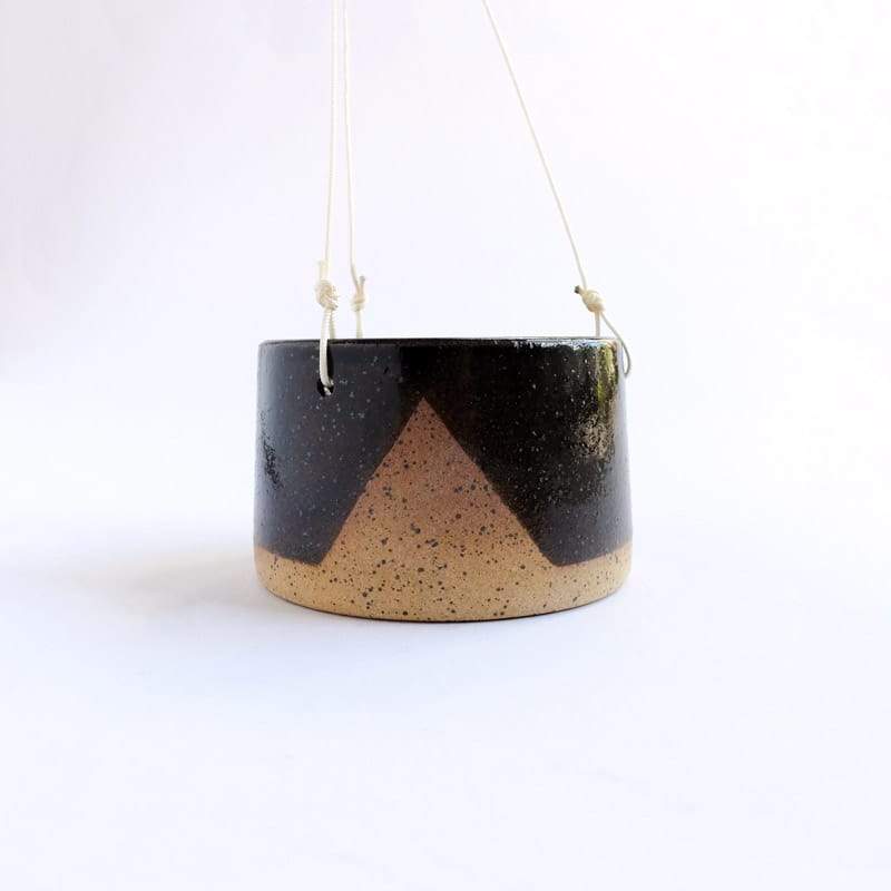 Margaret & Beau Hanging Planter Small Black Mountain Speckled