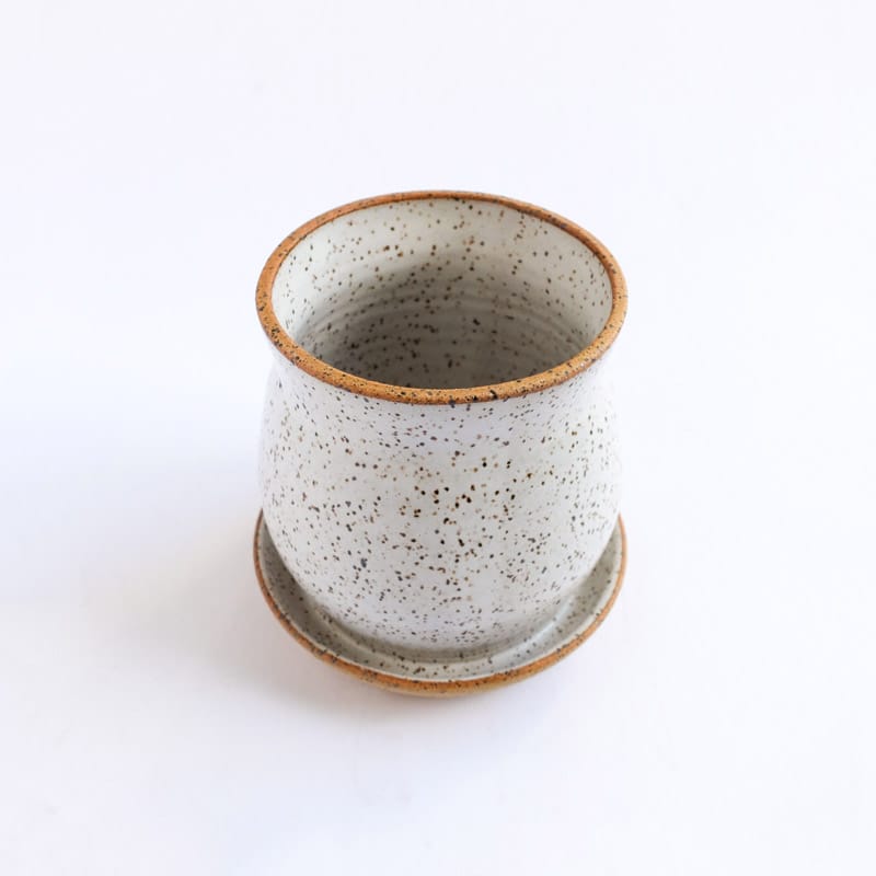 Margaret & Beau Medium Planter White Speckled Solid