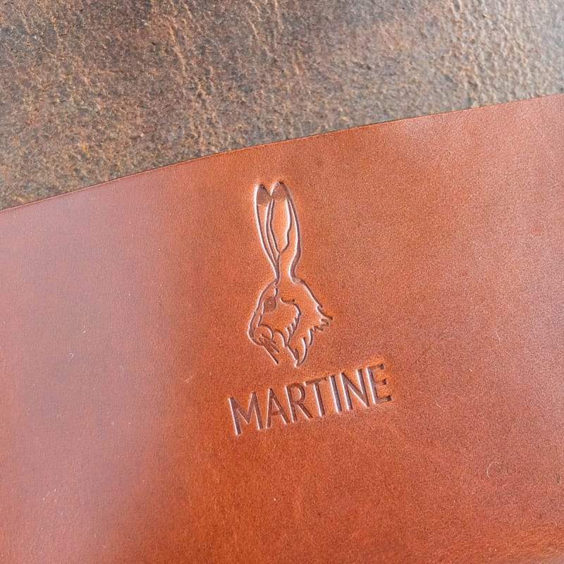 Martine logo Faro Wristlet chestnut