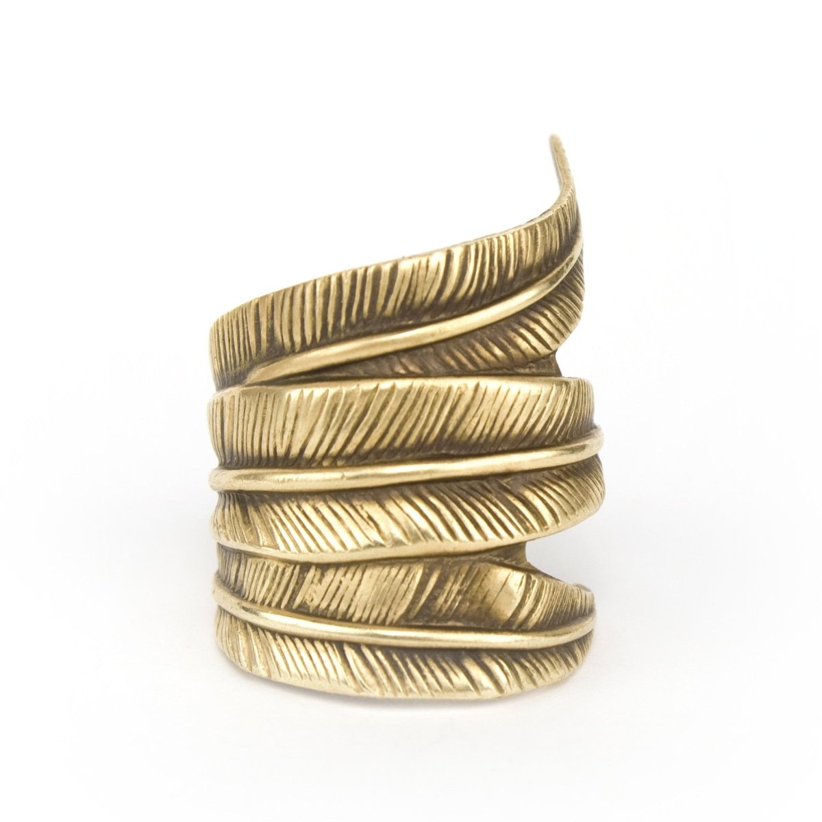 betsy & iya Triple Feather ring