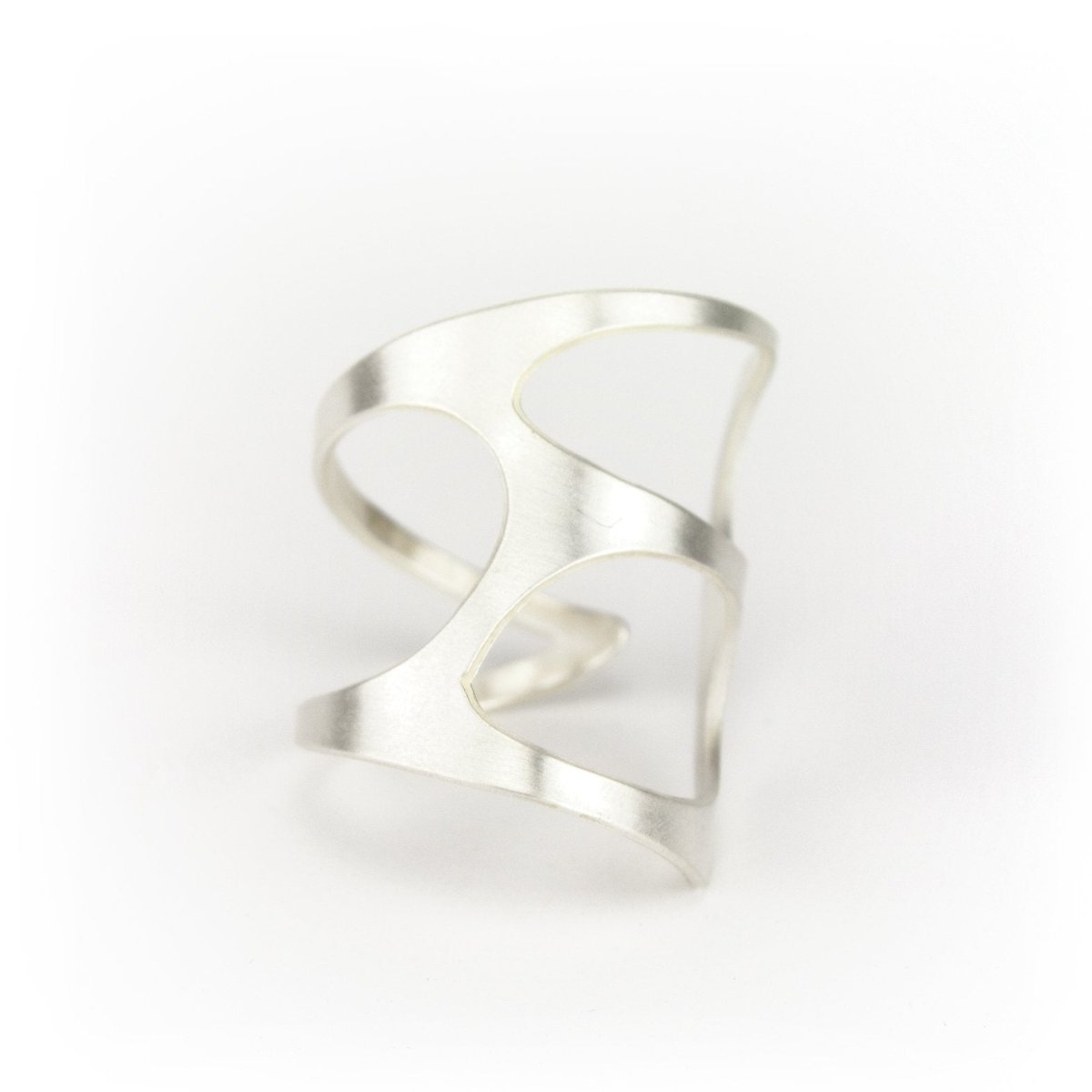 Organic Triangle ring in silver.
