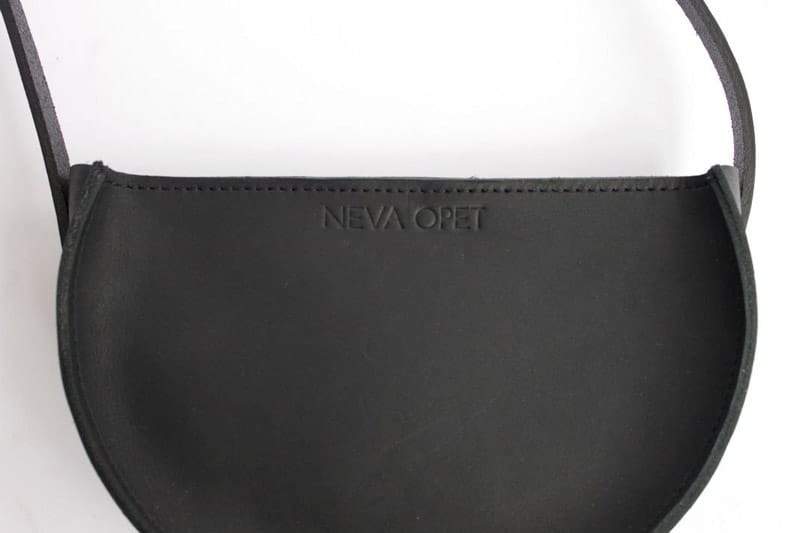 Sophie Crossbody Black Neva Opet