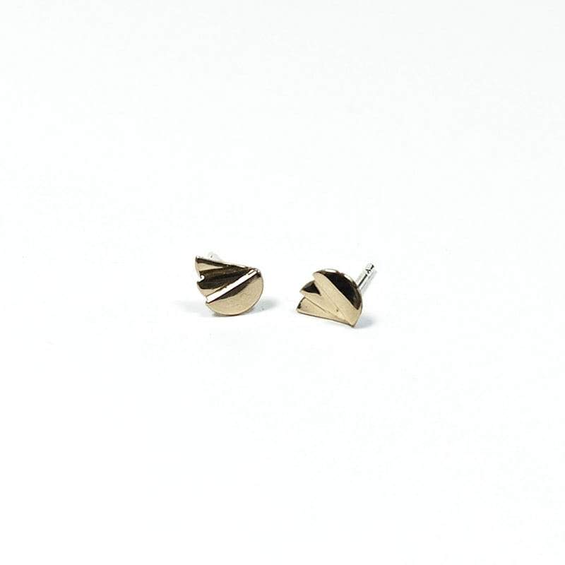 Mini Deco Shell Earrings