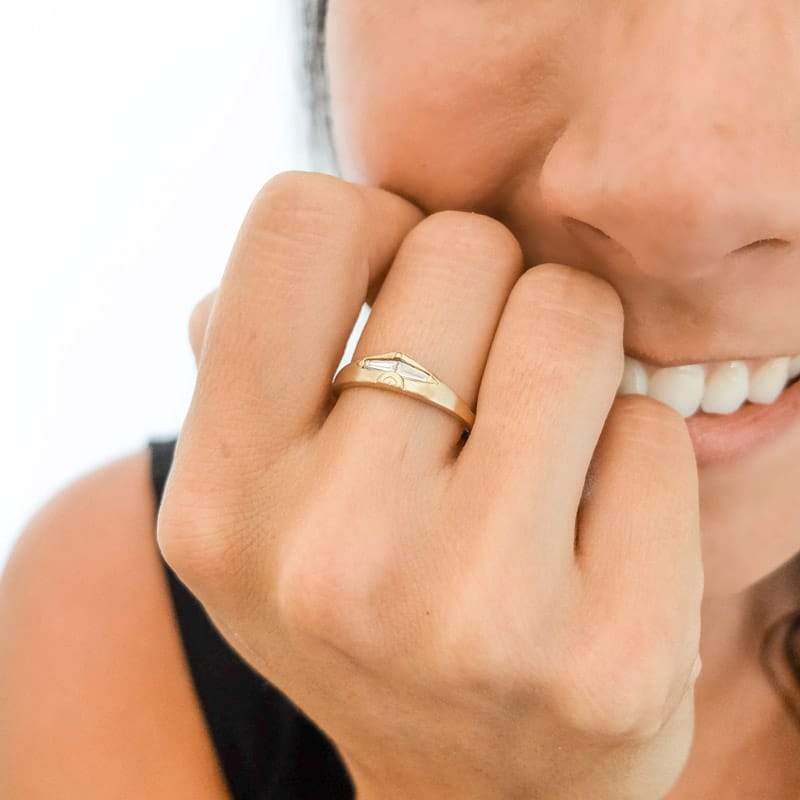 "Spero" contoured diamond ring - betsy & iya