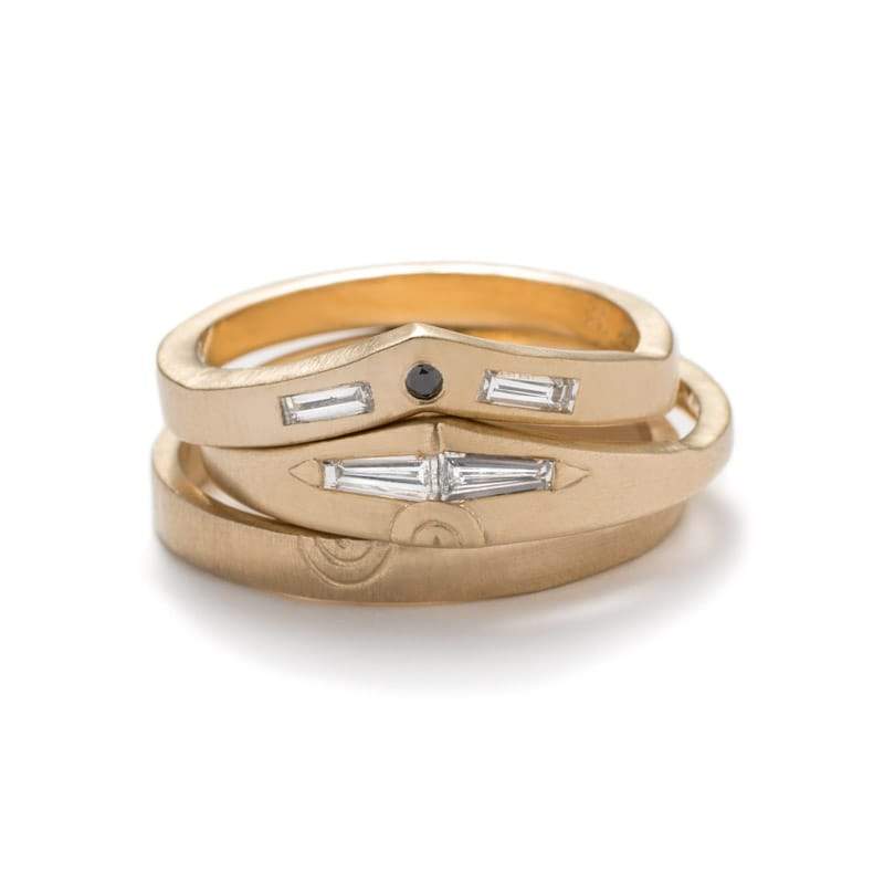 "Basio" diamond curved v stacking ring - betsy & iya