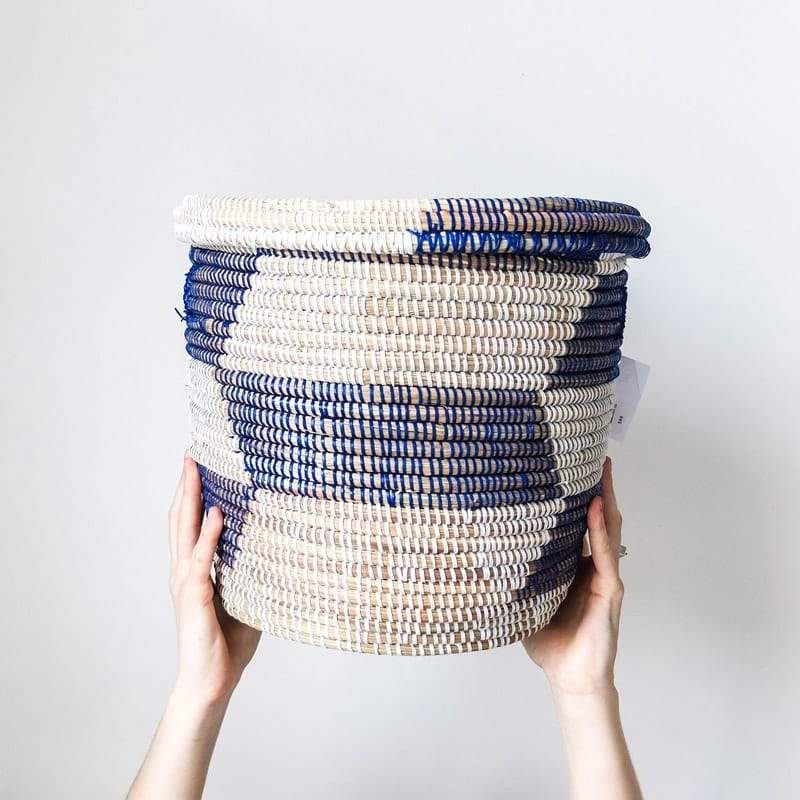 Medium Lidded Senegal Basket in White and Blue