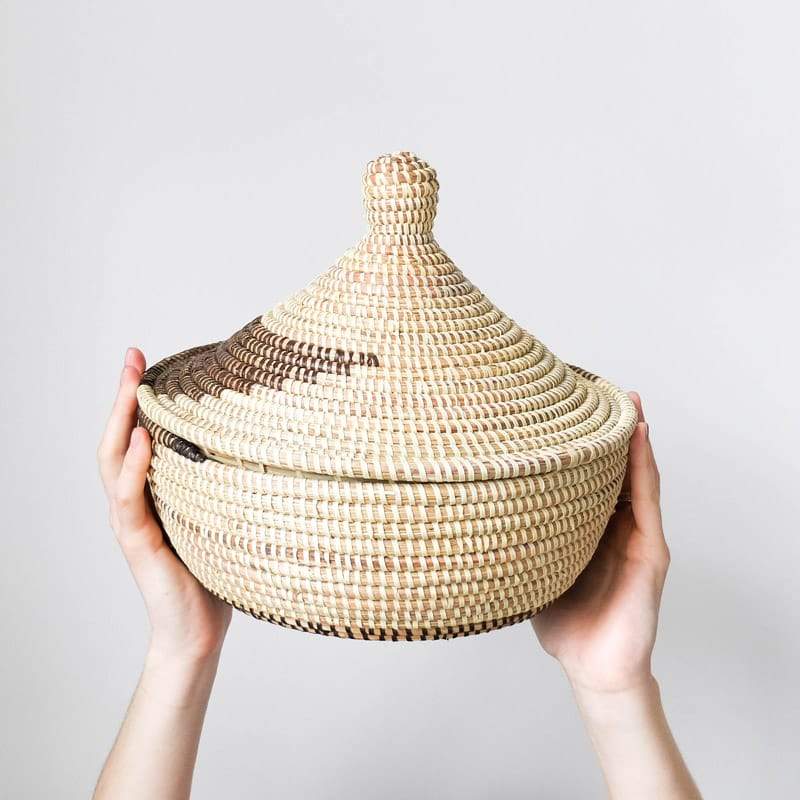 Small Lidded Senegal Basket in Natural and Brown