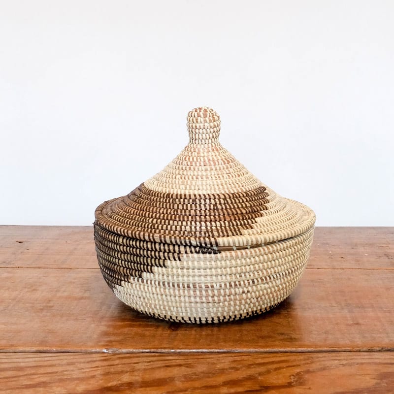 Small Lidded Senegal Basket in Natural and Brown
