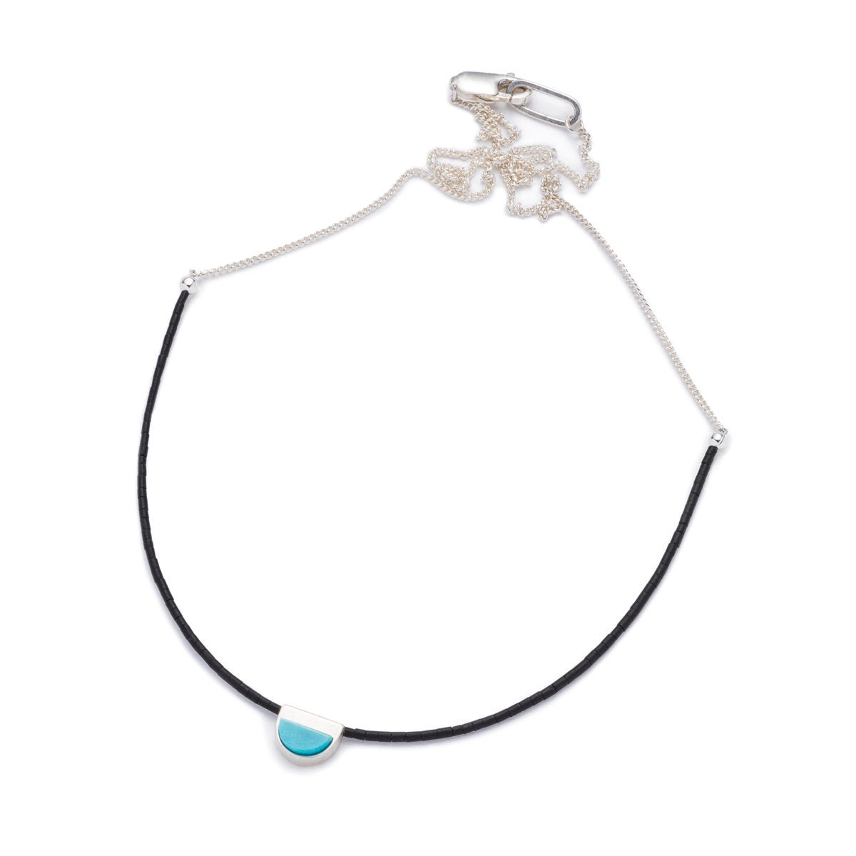 Inti necklace in sterling silver piled chain