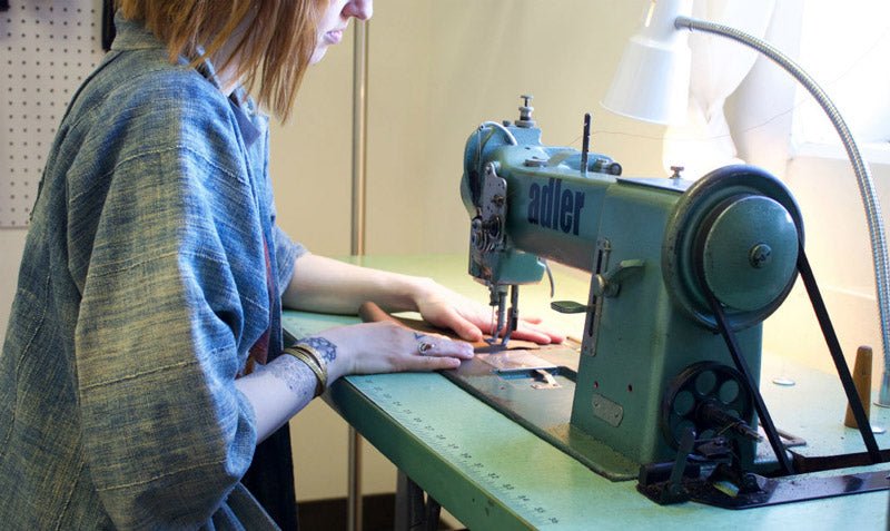 Neva Opet - Betsy & Iya