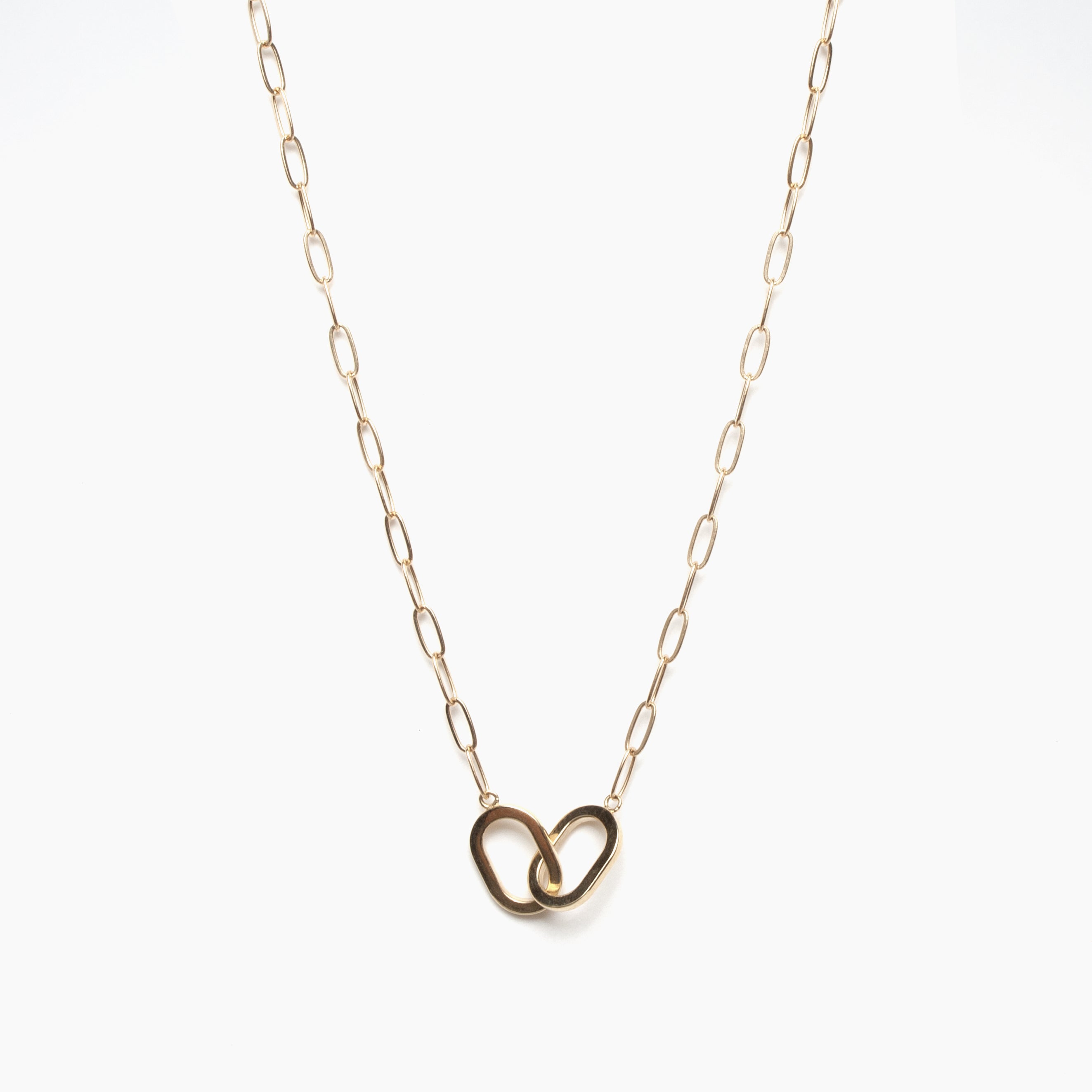 Gold Interlocking Oval Necklace