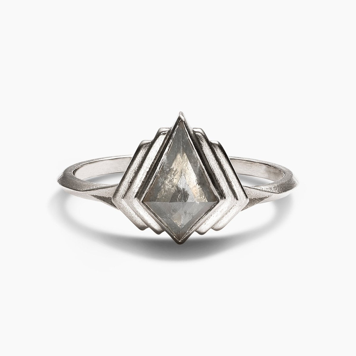 Adra salt & pepper diamond ring