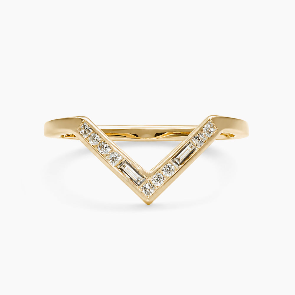Altus 14k Gold Chevron Stacking ring