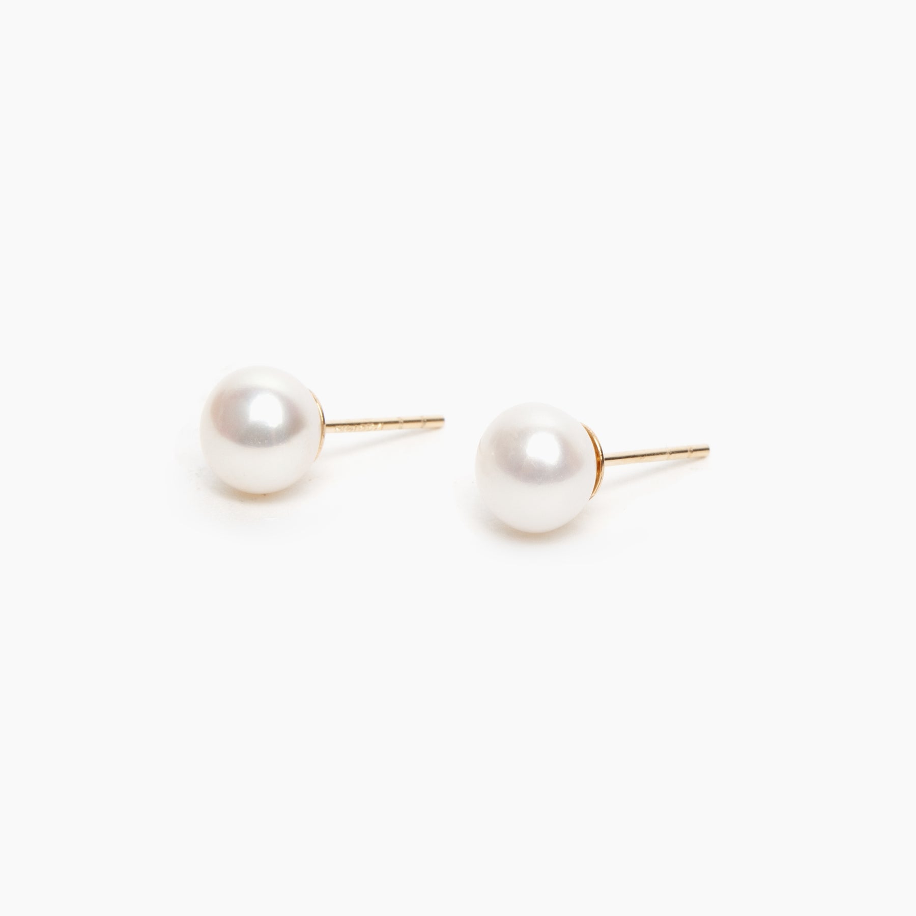 Freshwater Pearl Stud Earrings
