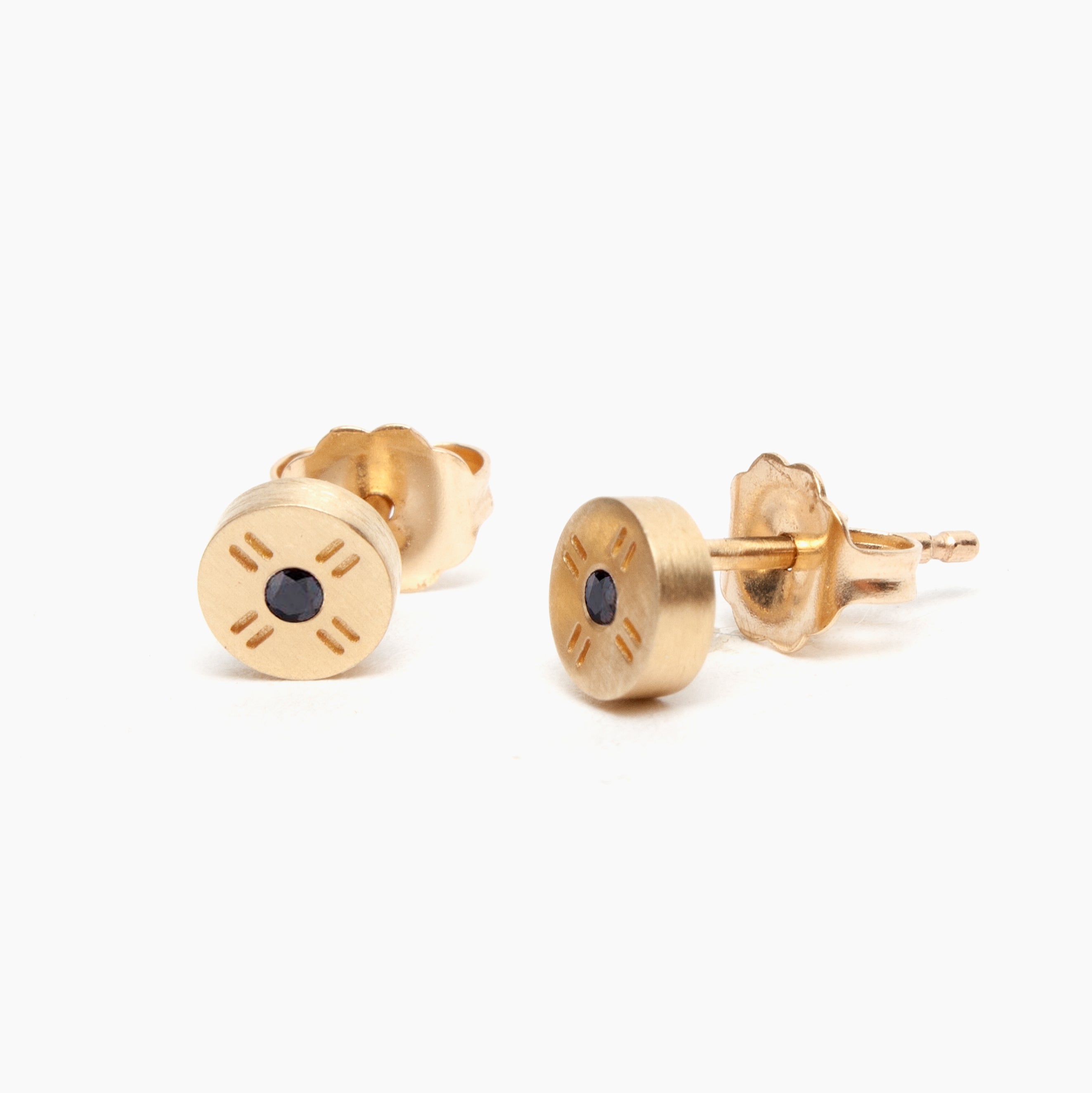 Mollis stud earrings