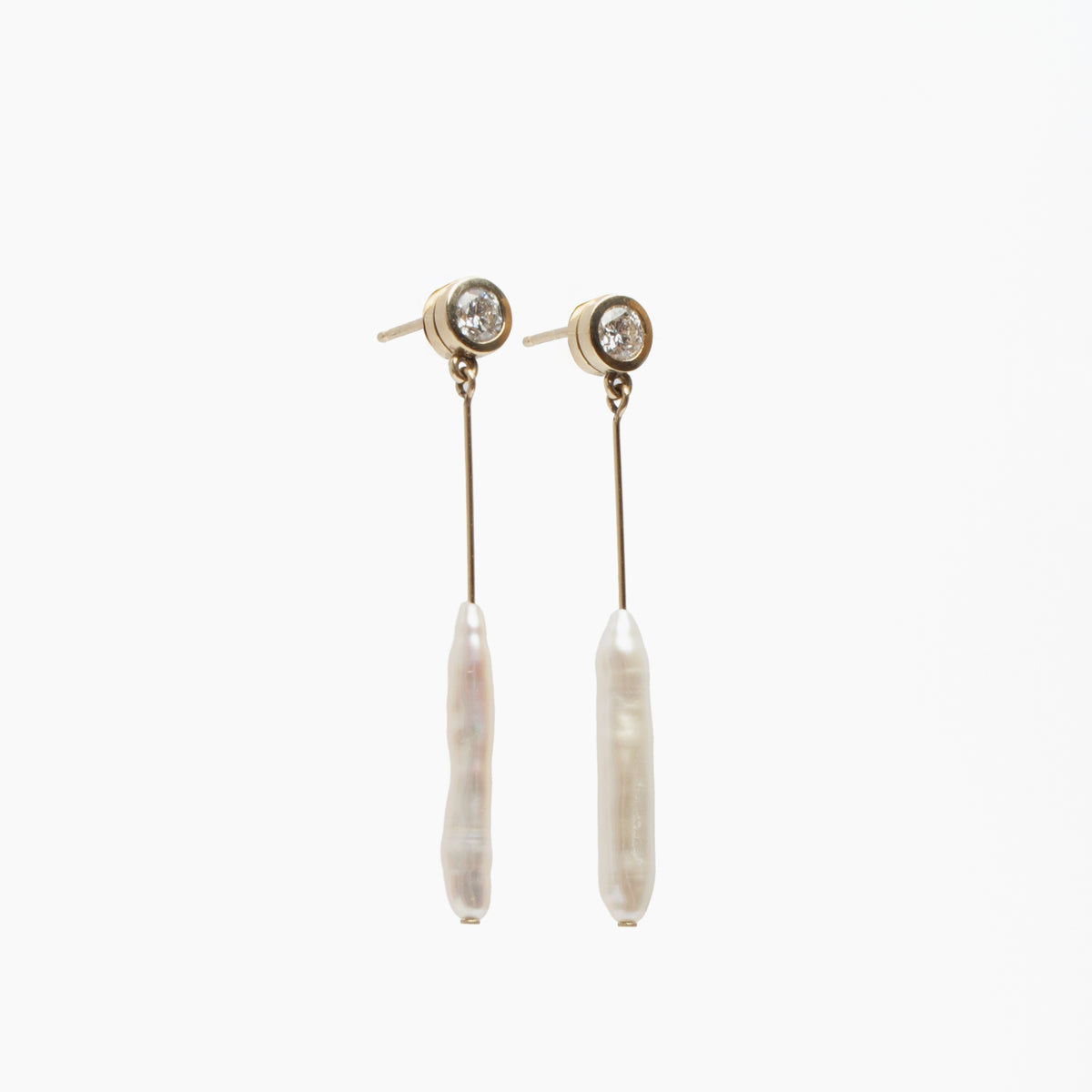 Somni Pearl Drop post earrings