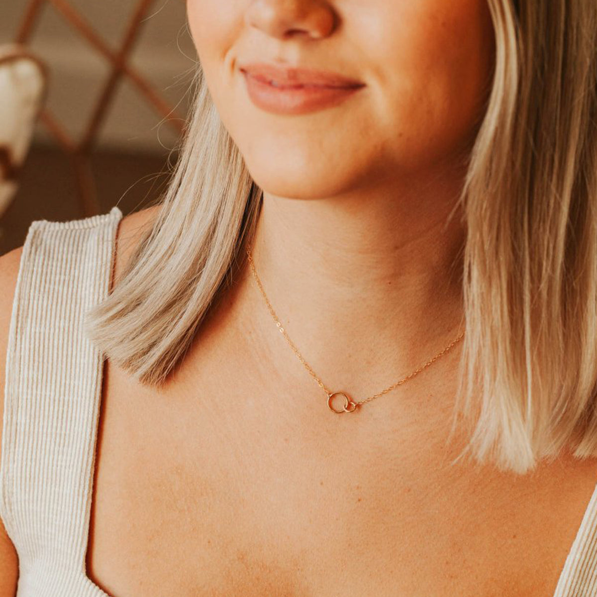 Tiny Links Necklace