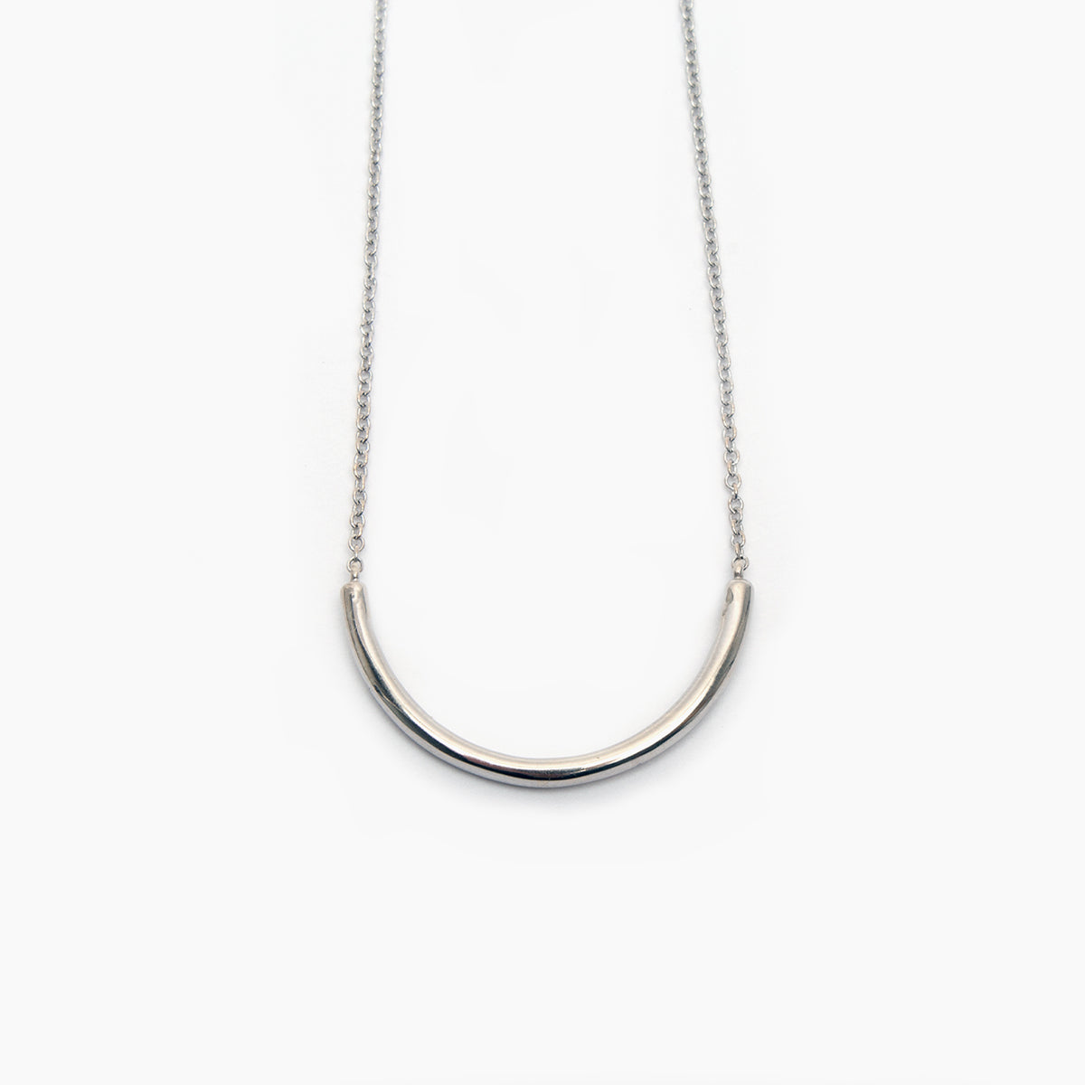 Small Curved Bar Necklace