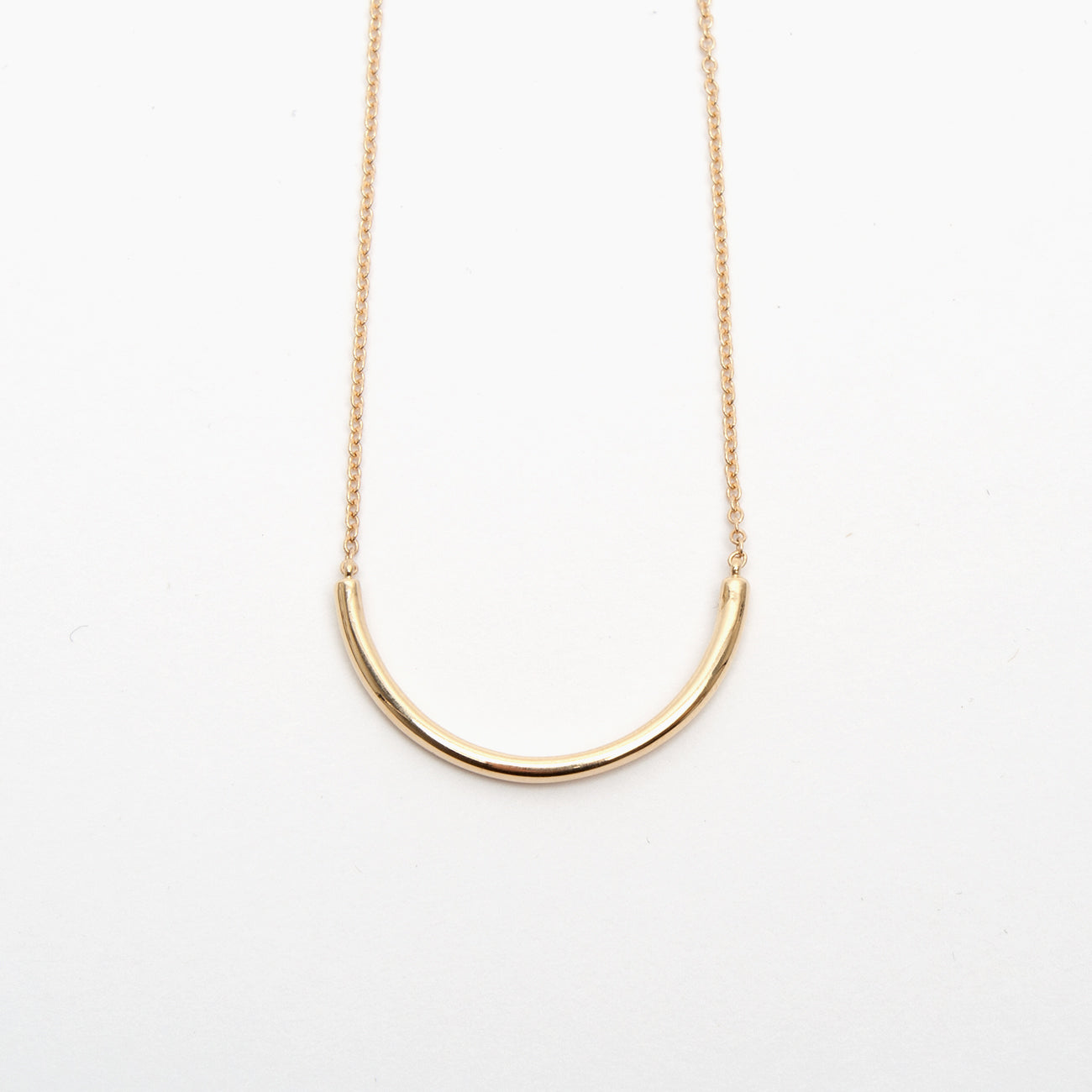 Small Curved Bar Necklace