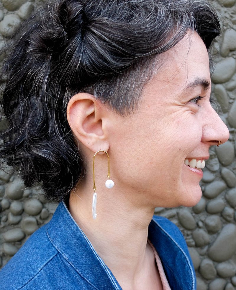 Arc Pearl Earrings