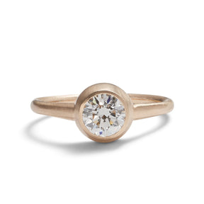 Modern statement Salire ring from Betsy & Iya. Features a round brilliant-cut lab-grown diamond (0.7 ct) and 14K gold. Designed and handcrafted in our Portland, Oregon studio.