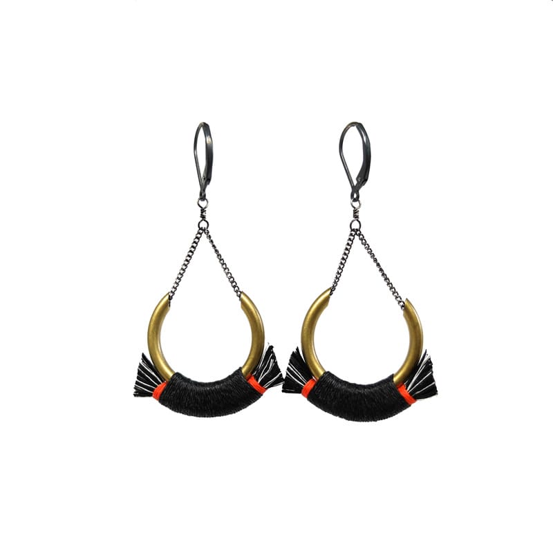 Boet Jewelry Small Crest Earrings Black/Red