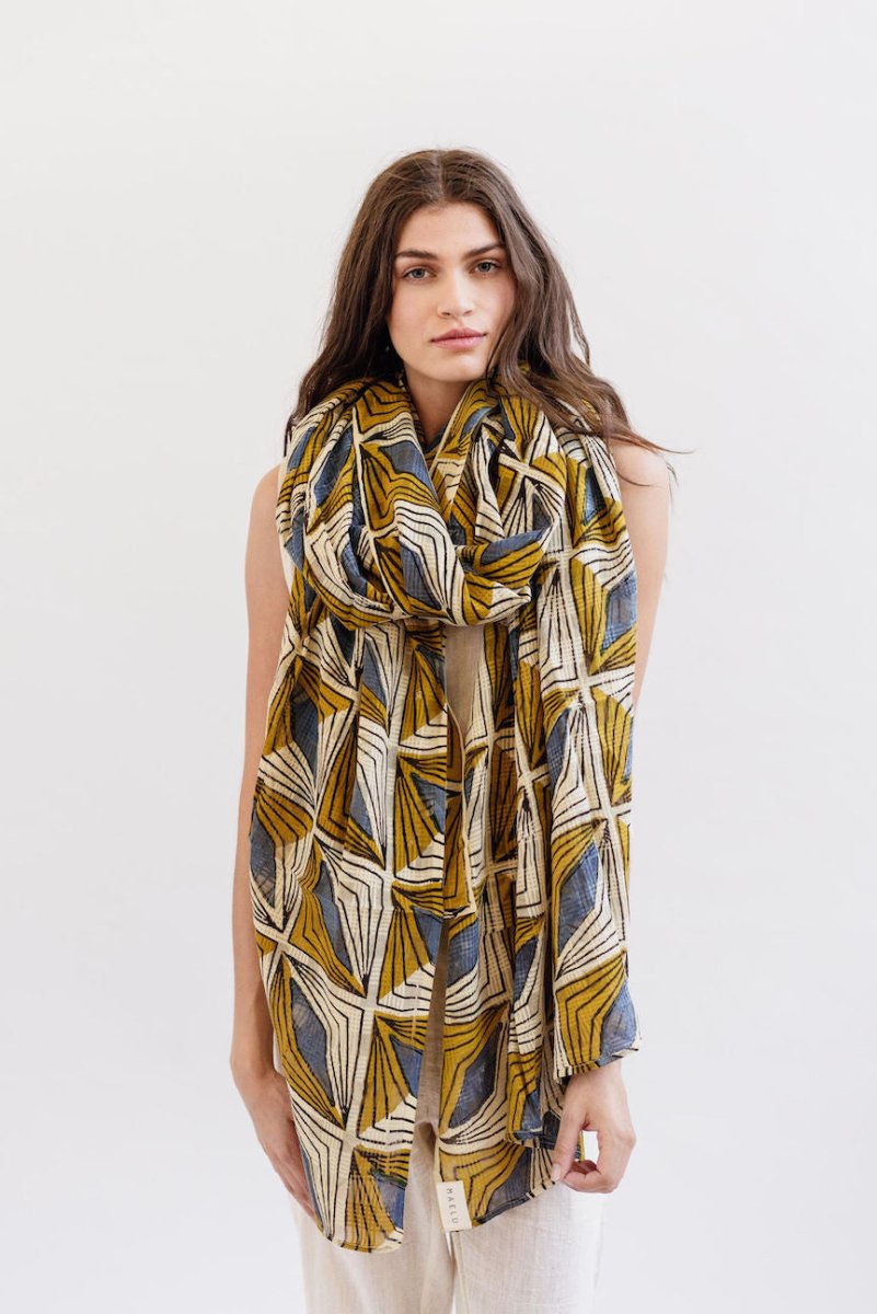 Maelu Oversized Scarf in Hattie