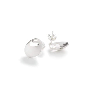 Nilo mini stud earrings in sterling silver front/back