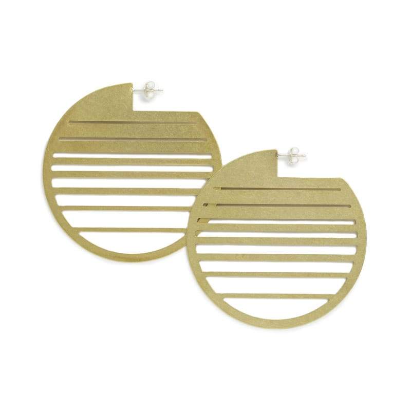Ocaso circle statement hoops in brass flat view
