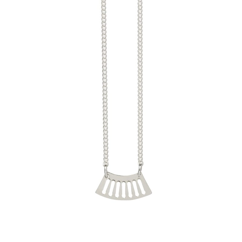 Ritmo mini fan necklace in sterling silver focal