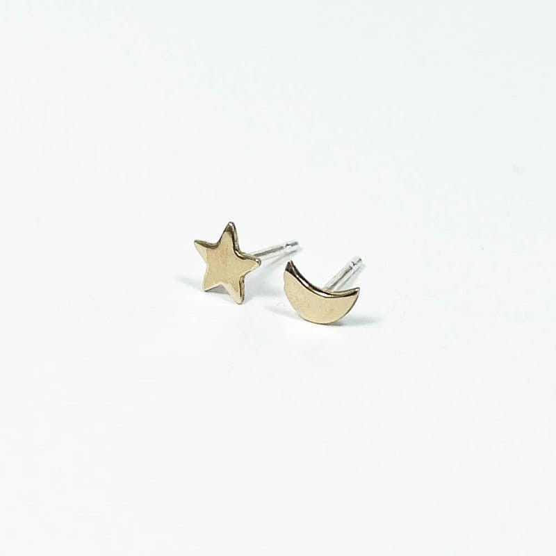 Upper Metal Class Moon Star Stud Earrings Bronze