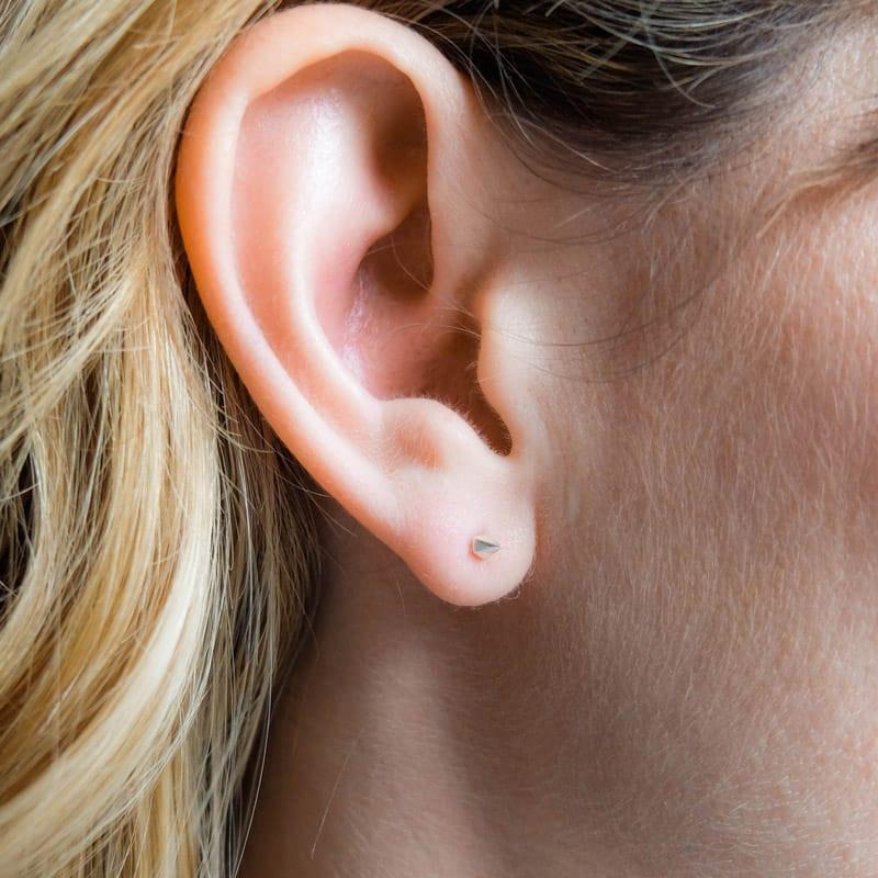 Upper Metal Class Minimalist Earrings Silver Montauk Point
