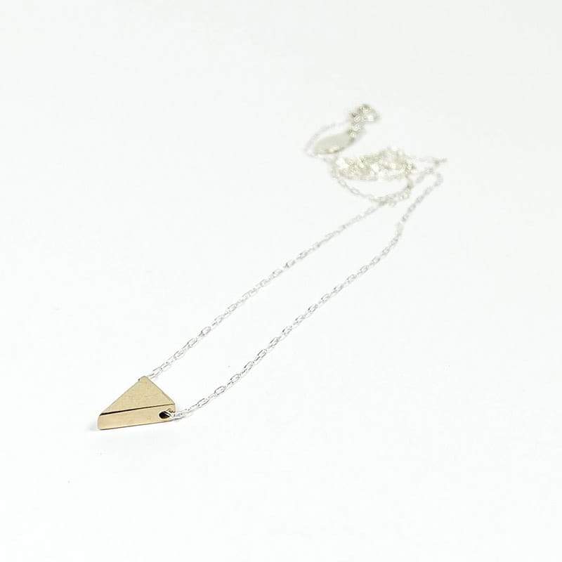 Upper Metal Class Isosceles Triangle Necklace - Bronze